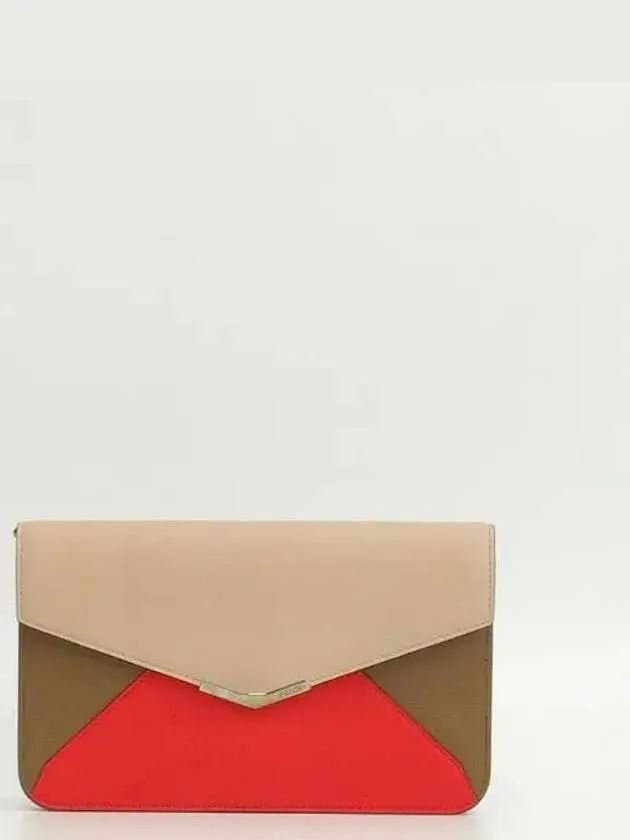 8M0311 Clutch Bag