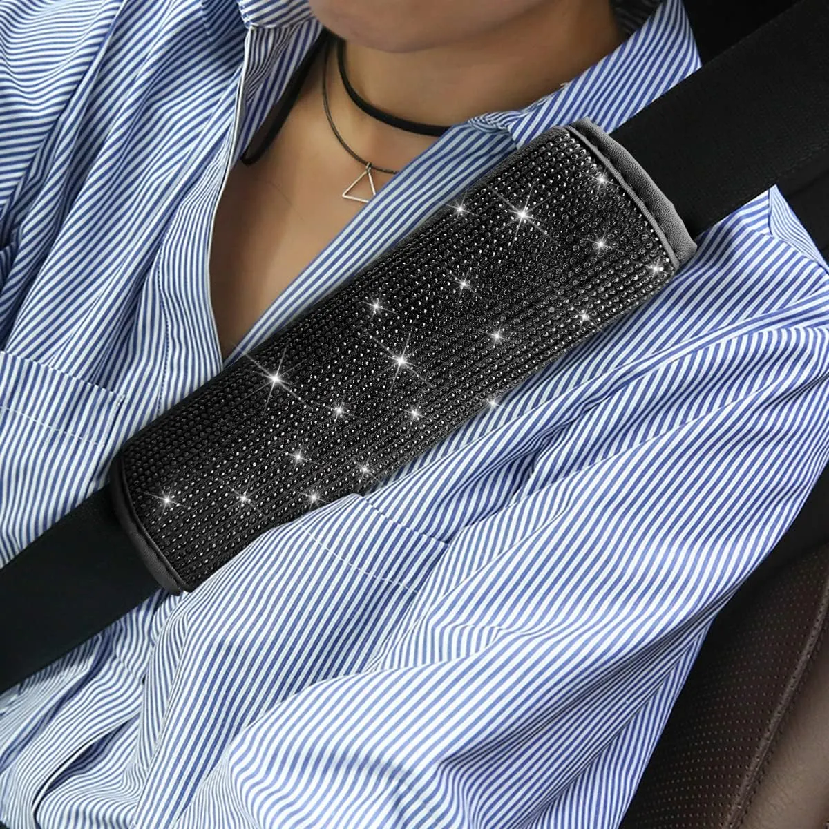 Bling Car Seat Belt Shoulder Pads, 2PCS Rhinestone Crystal Auto Seat Belt Covers, Diamonds Glitter Seatbelt Cushions for Women Girl, Car Decor Accessories for Most Cars, Trucks, SUV (Black)