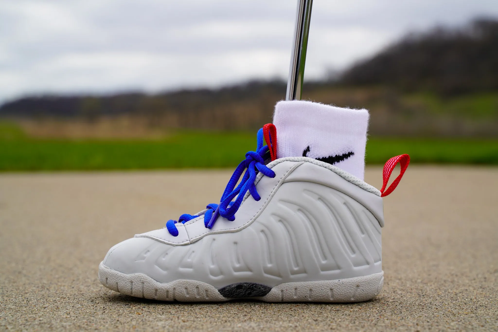 Nike Little Posite 1 [BLUE PHOTON DUST] Standing Sneaker Putter Cover
