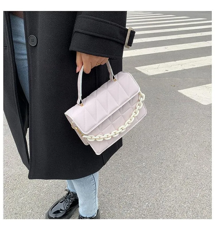 Trendy plaid shoulder bag for women
