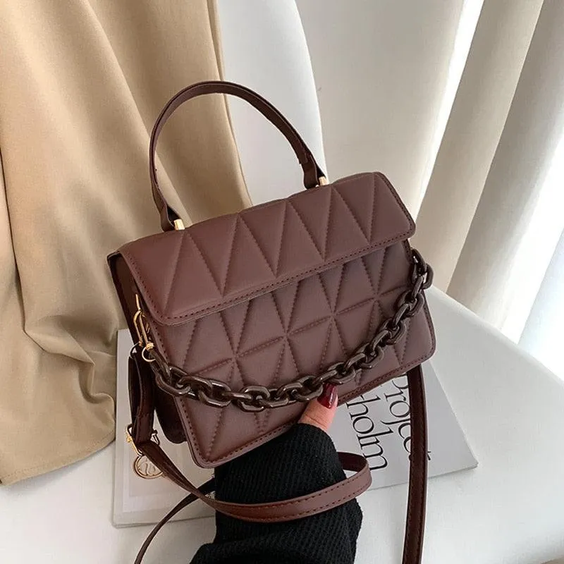 Trendy plaid shoulder bag for women
