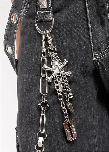 Tripp RAZOR KEYCHAIN