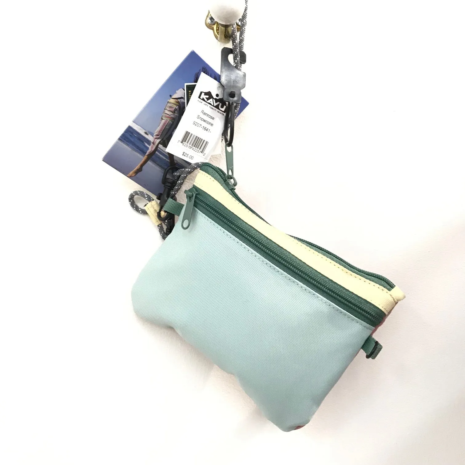 Women's Kavu | Renrose Crossbody Wallet | Snowcone